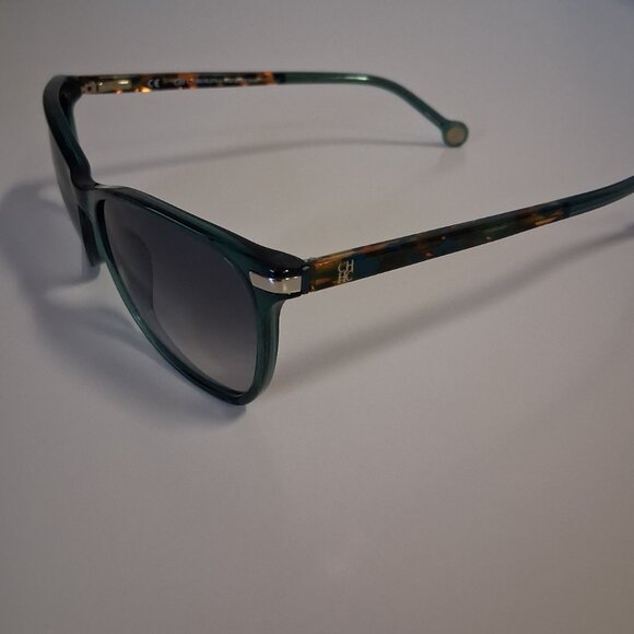 Carolina Herrera SHE652V 0874 Sunglasses – Brand New - Picture 5 of 5